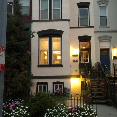 Stylish Renovated Flat, Central, Walk To Dc Sights Вашингтон Екстериор снимка